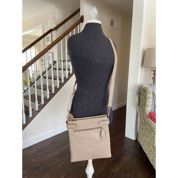 Taupe Vegan Leather Crossbody-New without Tags - Picture 6 of 6